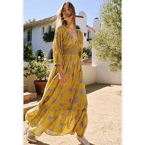 Free People Dresses & Skirts - Free People Golden Hour Floral Maxi Dress Billowy V-Neck Sleeves XS NWT